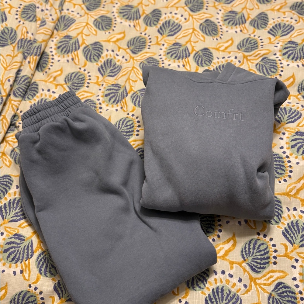 Comfirt Gray Women's Sweatshirt